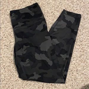 Camo athletic leggings